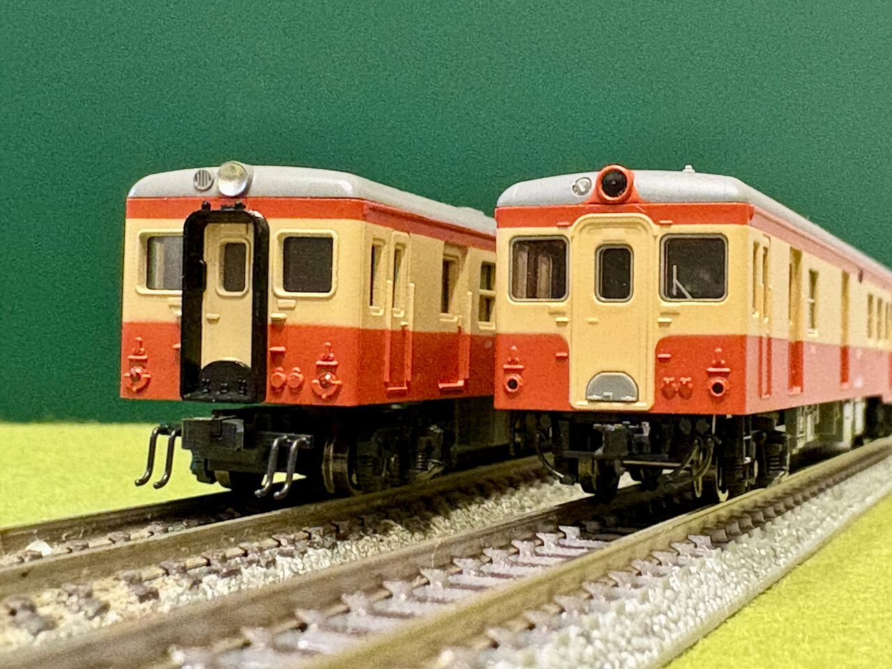 KATOとトミックスの「キハユニ26形」を並べてみました。 : エヌゲ道