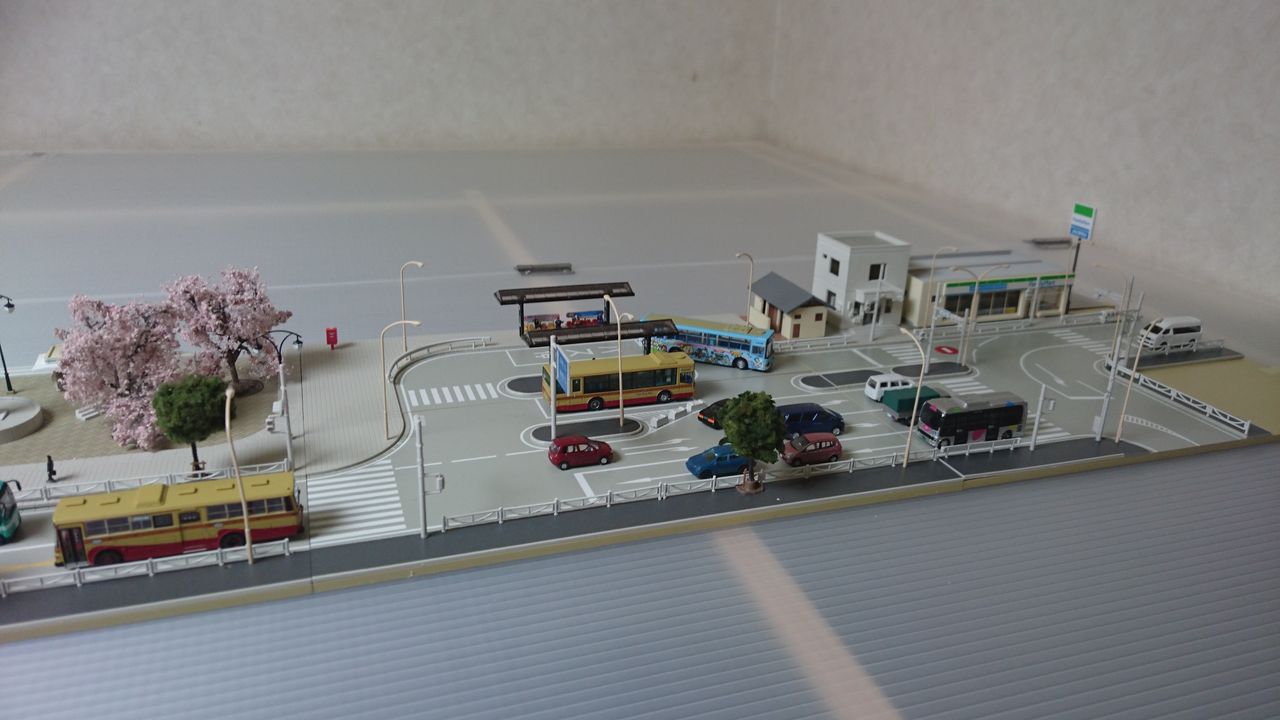 高架駅前の整備3 : 40歳からの鉄道模型（Nゲージ）