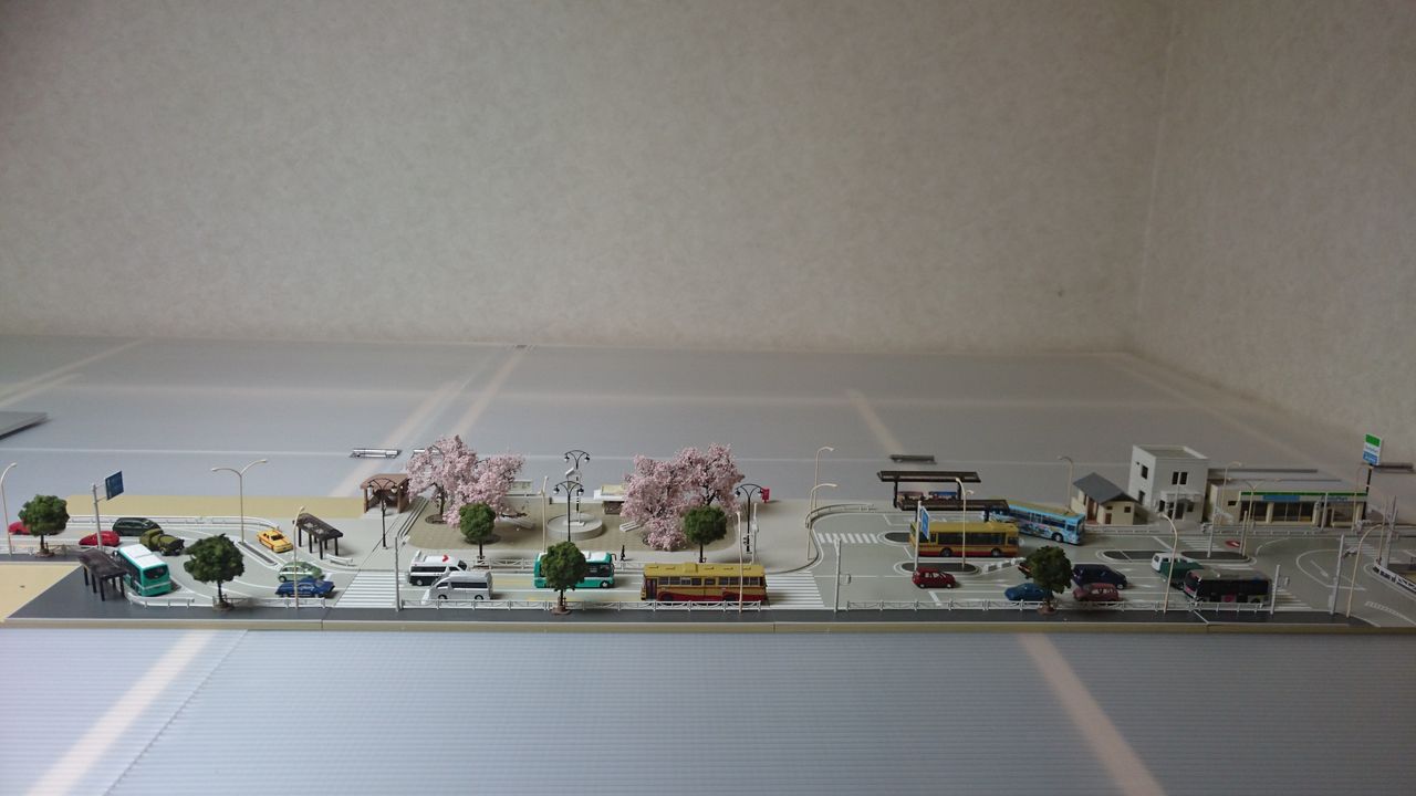 高架駅前の整備3 : 40歳からの鉄道模型（Nゲージ）