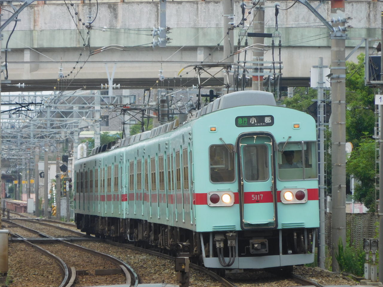 19 8 9 何故か5000形が頻繁に来る西鉄 こんで路快速の鉄道ブログ
