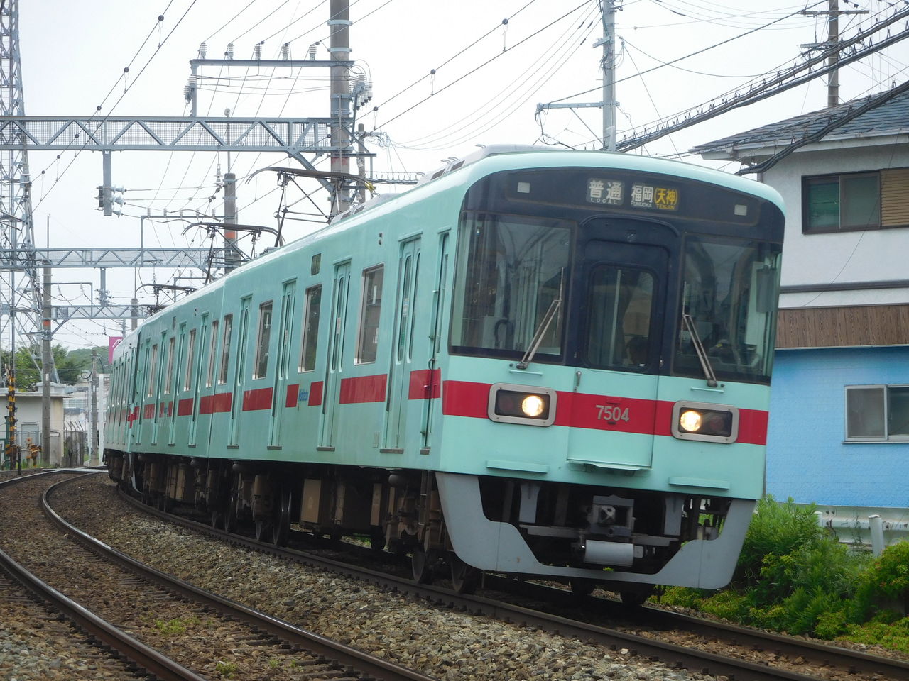 19 8 9 何故か5000形が頻繁に来る西鉄 こんで路快速の鉄道ブログ