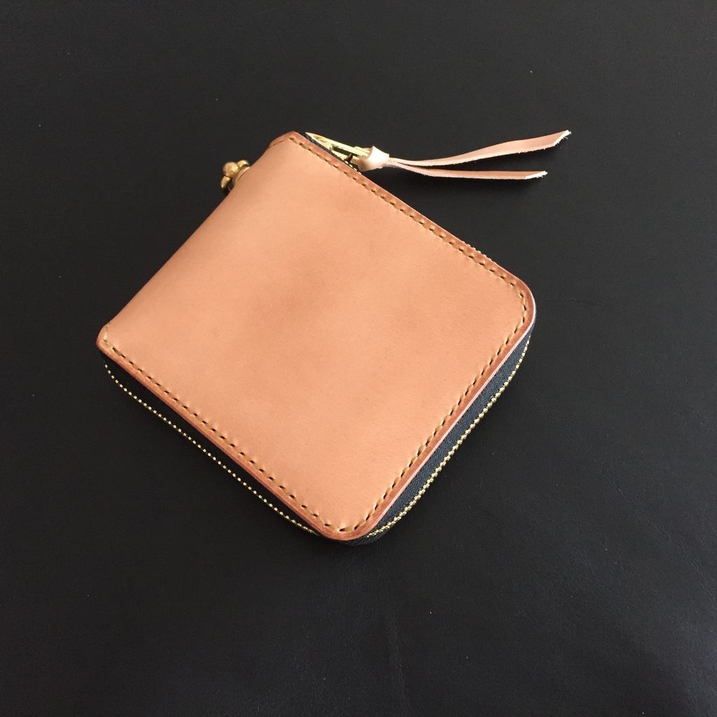 碧南市 S様 ラウンドジップショートウォレット ナチュラル グリーン Ngi Leather 職人による完全手仕事の革小物