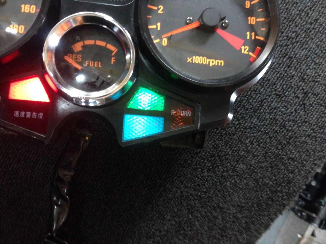 CBX400F・・・メーター再生・・・ : NGUオートのスタッフblog♪