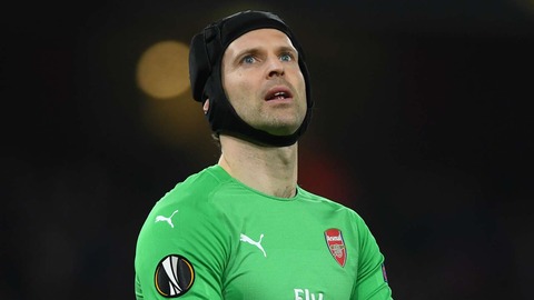 petr-cech-arsenal-2018-19