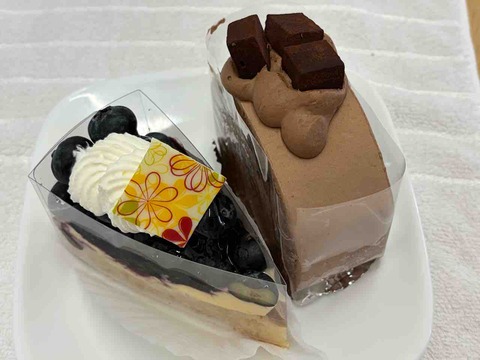 F25F4C06-2E8C-4E2F-9D28-FDEA7876A0D1