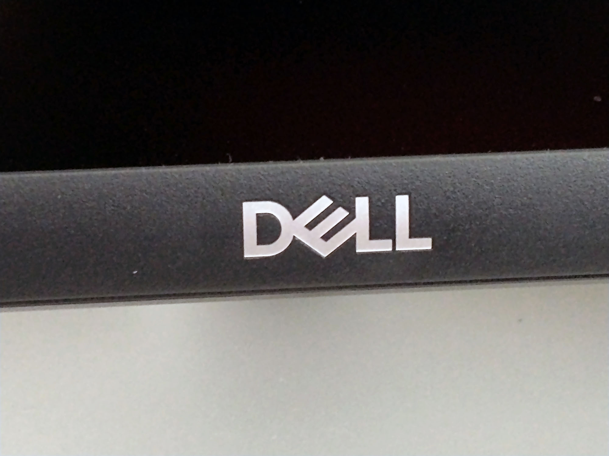 Dell S2721QS 4K ワイドフレームレスモニター