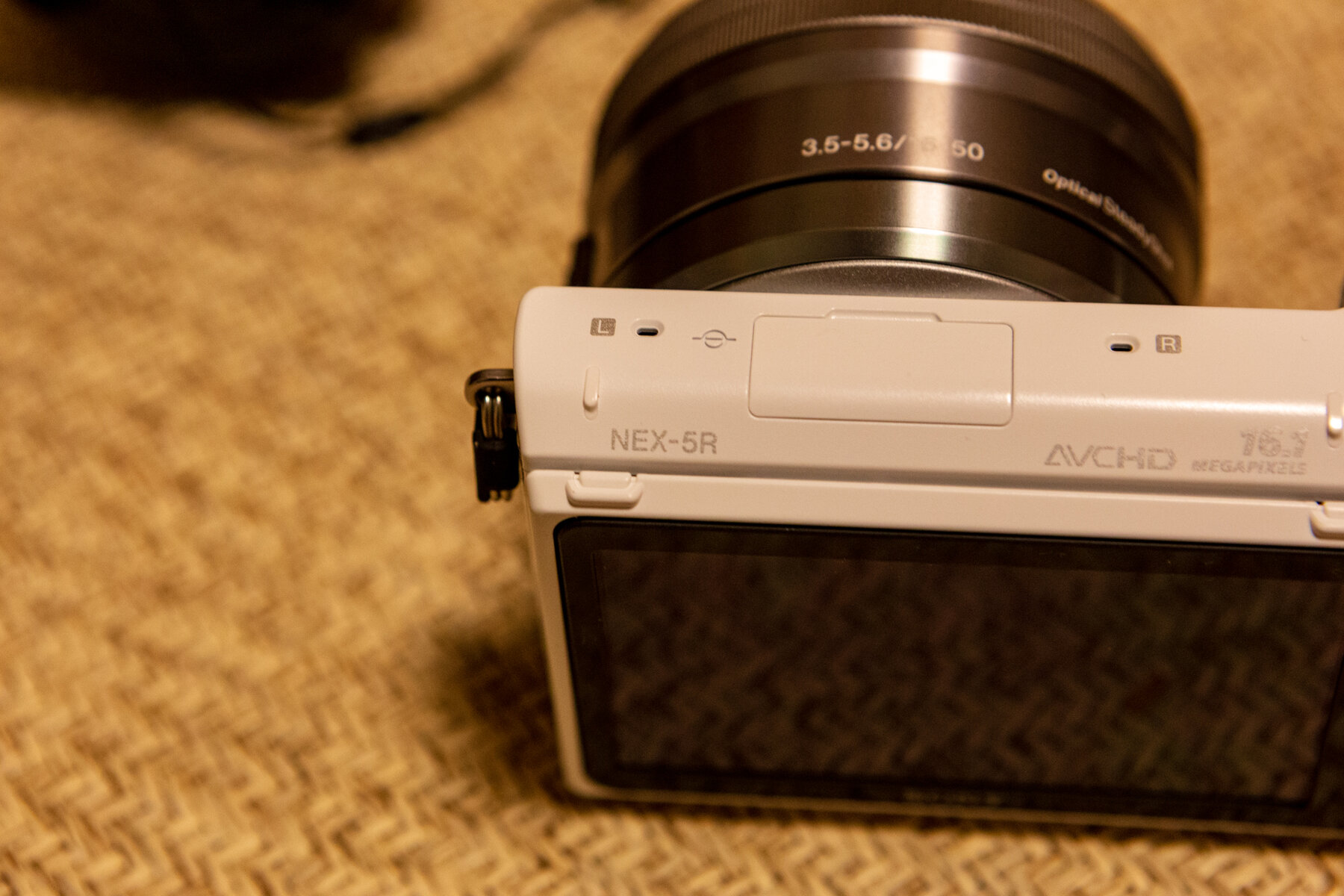 NEX-5R