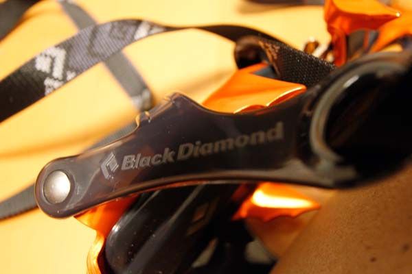 ブラックダイヤモンド・ネーベストラップ