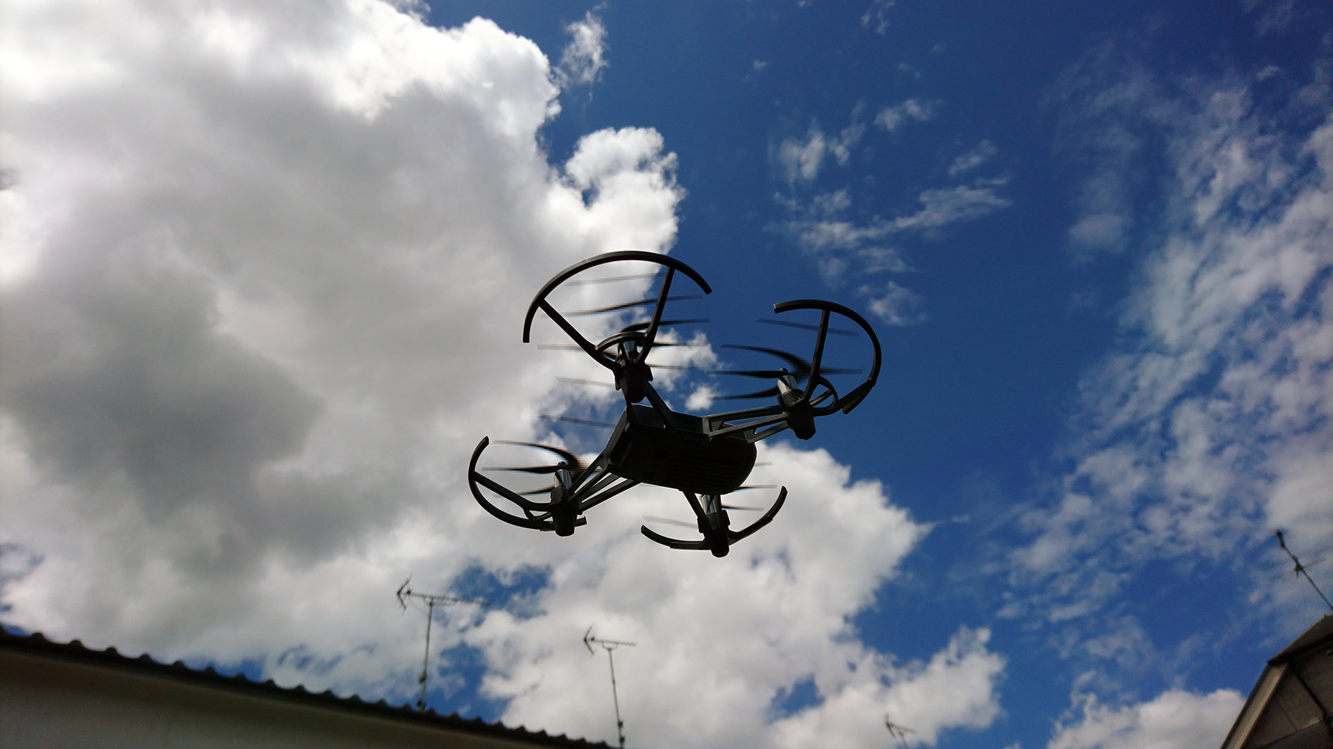 Ryze Telloを屋外で飛ばす