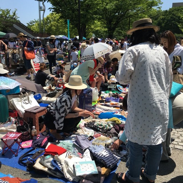 代々木公園フリーマーケット スタイルのない人生なんてクズよ