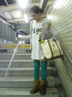 スポーツ観戦ファッション スタイルのない人生なんてクズよ