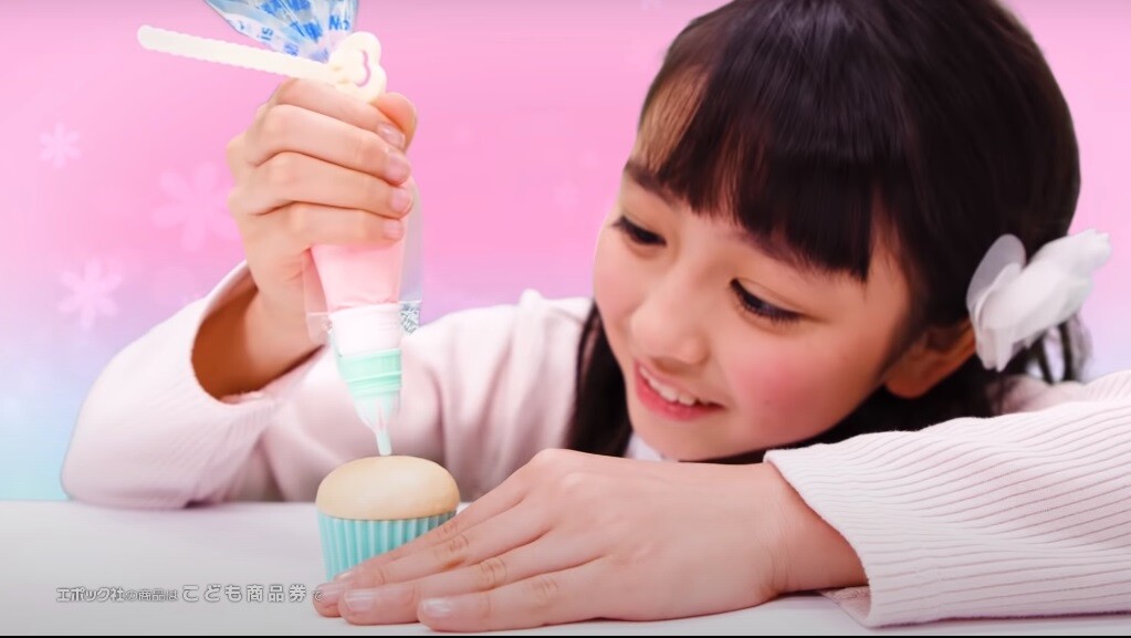 ホイップる フラワースイーツセット Cm 画像 日日美少女 ホイップる フラワースイーツセット Cm 画像 日日美少女