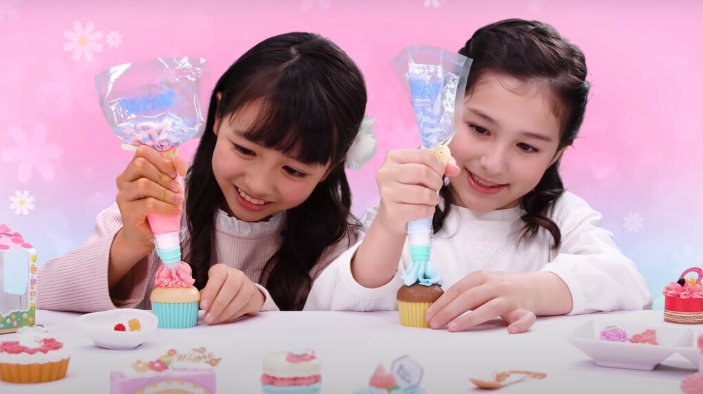 ホイップる フラワースイーツセット Cm 画像 日日美少女 ホイップる フラワースイーツセット Cm 画像 日日美少女