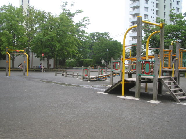 遊具の世界へ Vol 38 東京都多摩市 永山南公園 遊具の世界へ 遊具の世界へ Vol 38 東京都多摩市 永山南公園 遊具の世界へ
