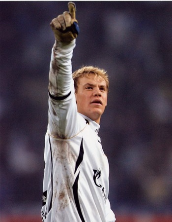 ゴールポストはおともだち Manuel Neuer ゴールポストはおともだち Manuel Neuer