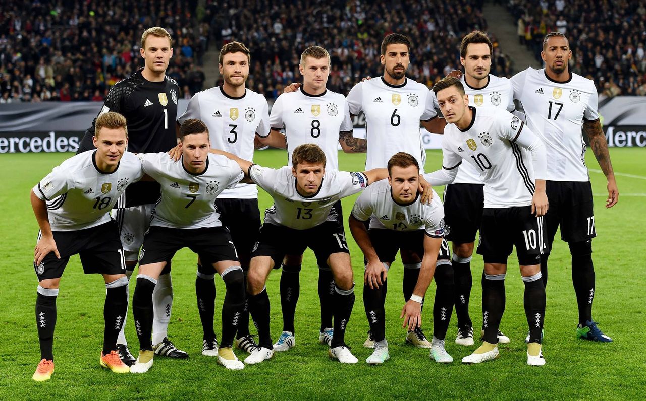ワールドカップ18予選 ドイツ代表 Vs チェコ代表 16 10 8 45ko ゴールポストはおともだち