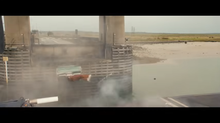 ジェイソン・ステイサム主演！映画『ザ・ビーキーパー Beekeeper』海外版予告編 00-01-46.49
