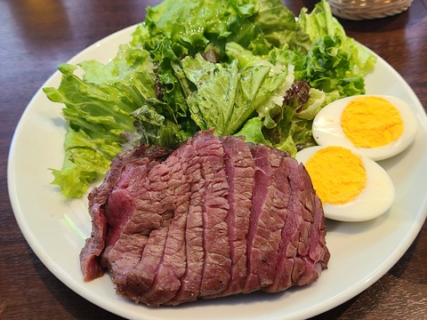 肉塊UNO　溜池山王店でランチしてきました♥️