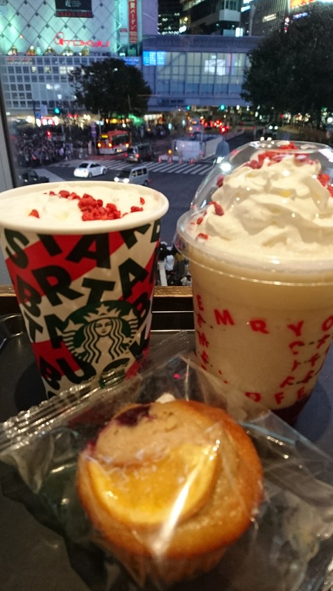 メリーストロベリーケーキミルク&フラペチーノ♥️