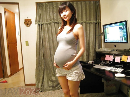 gal-pregnant140004