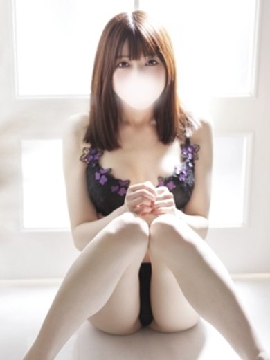 《大久保・新大久保 ホテヘル 体験レポ》【全裸革命orおもいっきり痴漢電車】24歳・スレンダー美人「木之本さえり」口コミ・評価