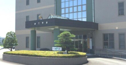 つらいことから逃げちゃ駄目だ リア充高校生カップル 橋から飛び降り自殺しようとしてた二十代男性を説得 命を救う 三島署 男女に感謝状 ツイッター速報 つらいことから逃げちゃ駄目だ リア充高校生カップル 橋から飛び降り自殺しようとしてた二十代男性を説得 命を救う 三島署 男女に感謝状 ツイッター速報