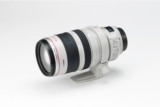 CANON EF28-300mm F3.5-5.6L IS USM