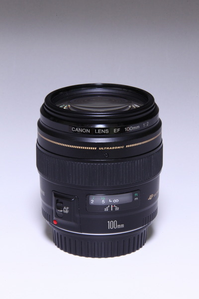 Canon EF100mm F2 USM