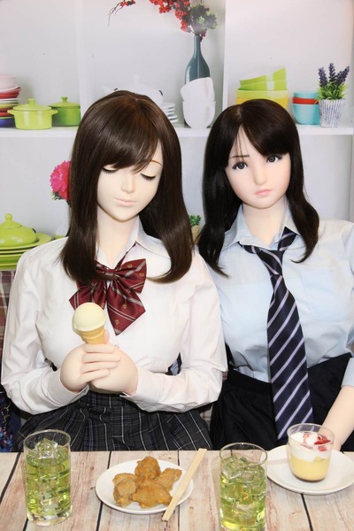 木偶の坊 座りG 夏音 & Dillwig cute