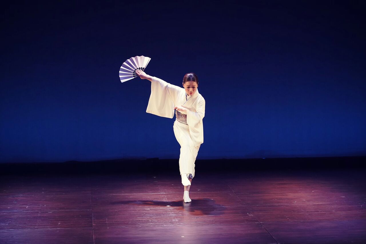 CAF16549-B620-4B65-875A-0C4576D5E471