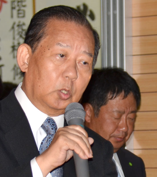 地元でボロ負けした二階の息子 飲食店で 俺は二階やぞ わかっとるんか と怒鳴り散らす 日本経済ニュース