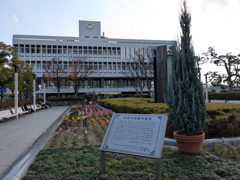 PXL_20251202_043558629