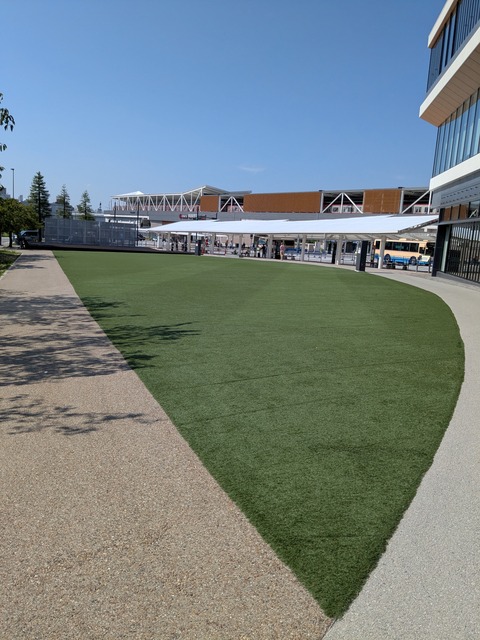 PXL_20250916_004121940