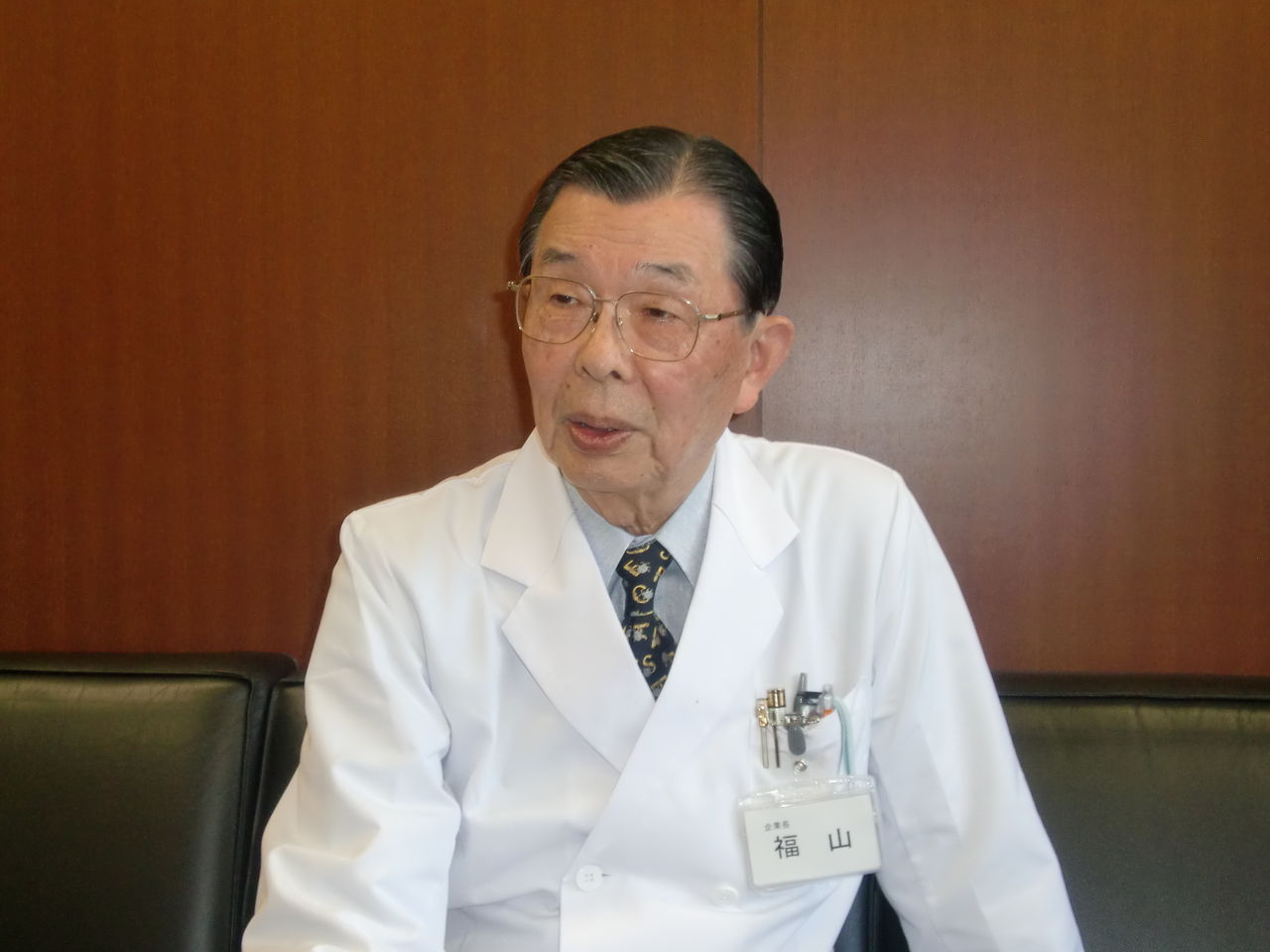 君津中央病院の福山悦男企業長を訪問しました 心をこめて 日本マナー総合研究所