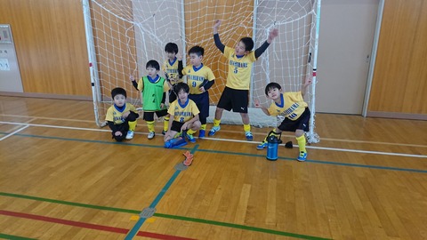 DSCPDC_0001_BURST20191222120435561_COVER