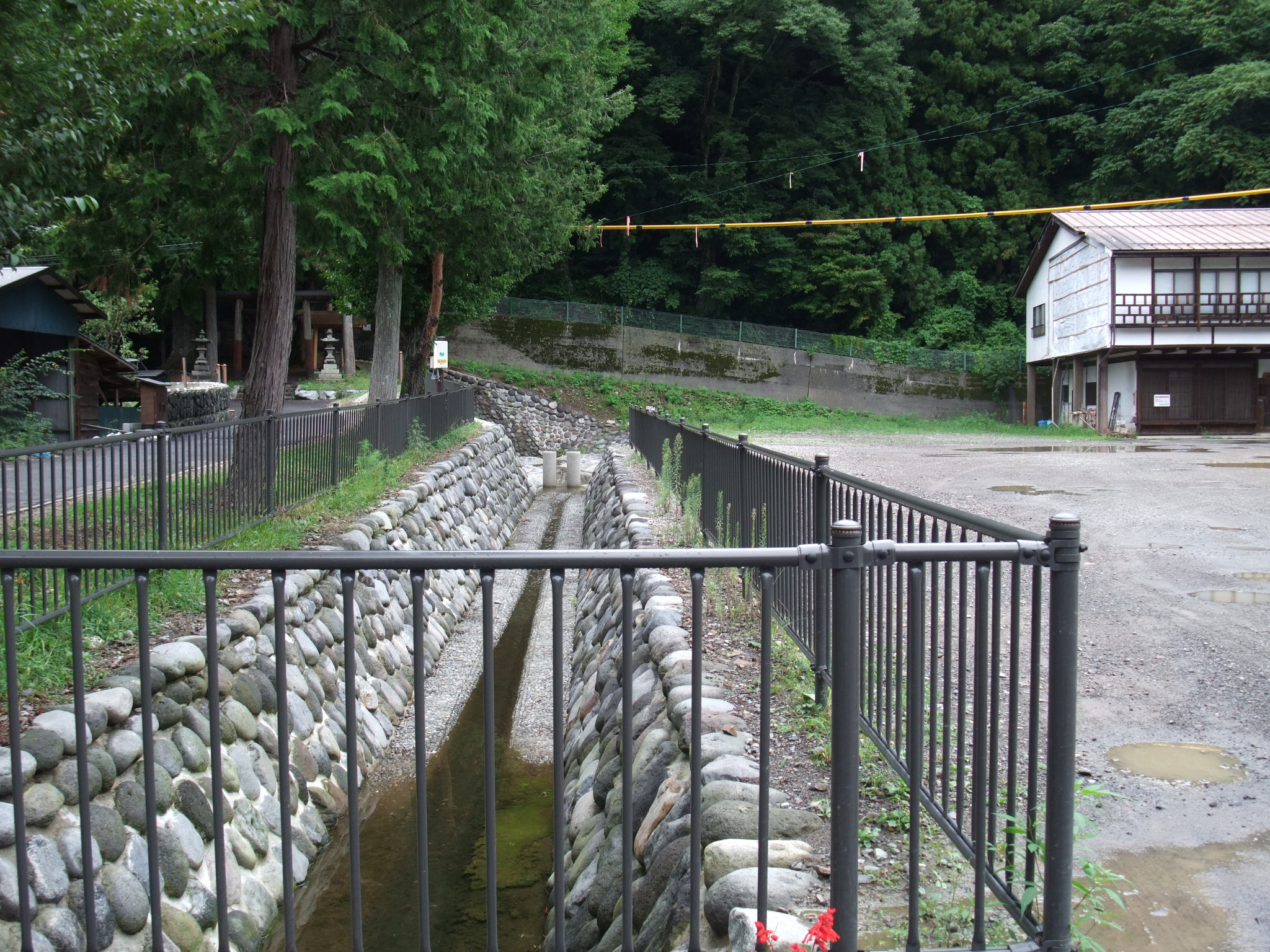 水害被災住宅 床上浸水の適切な対処法はあるか 建物修復支援ネットワーク