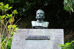 131110長勝寺赤木圭一郎像1