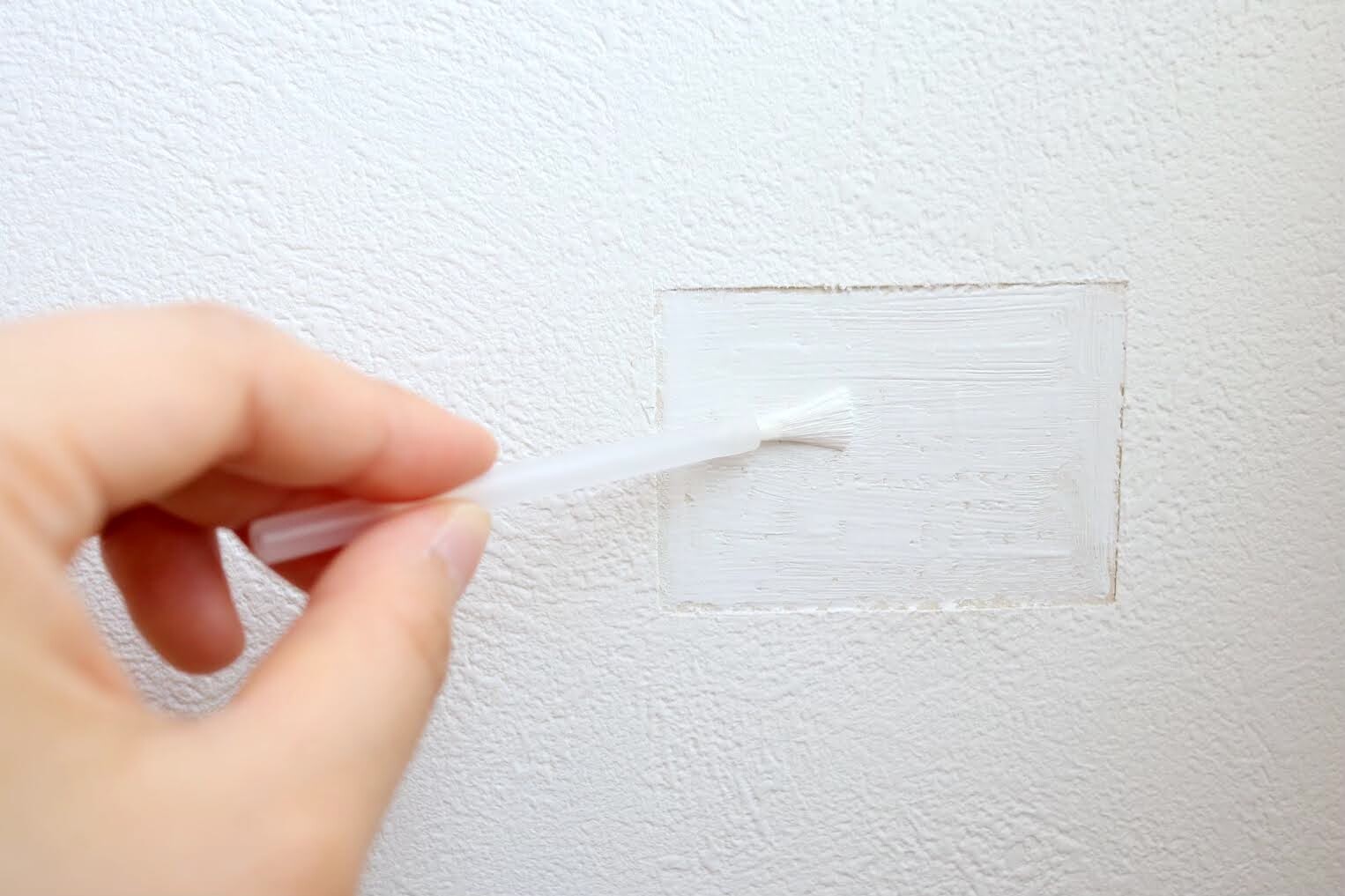 壁紙の傷 剥がれ 汚れなどの悩みを一発解決 簡単補修で大満足の仕上がりに スッキリクラスコト Powered By ライブドアブログ 壁紙の傷 剥がれ 汚れなどの悩みを一発解決 簡単補修で大満足の仕上がりに スッキリクラスコト Powered By ライブドアブログ