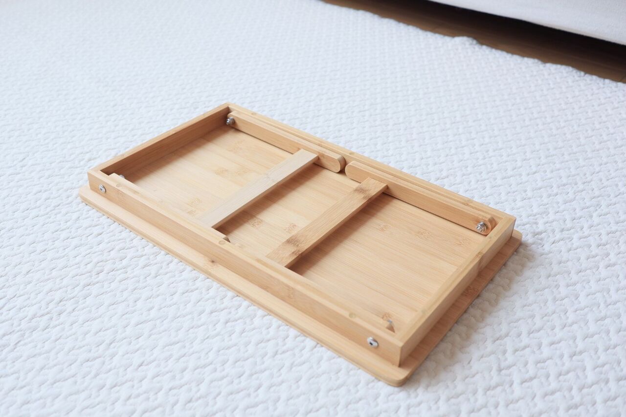 1年間買うことができなかったもの 折り畳みテーブルの使い心地と欠点をあげるなら スッキリクラスコト Powered By ライブドアブログ