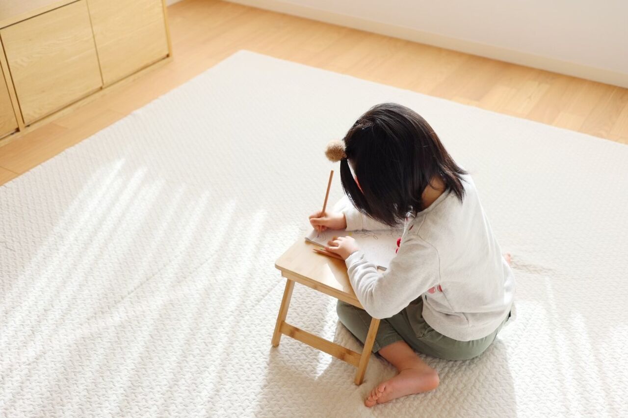 1年間買うことができなかったもの 折り畳みテーブルの使い心地と欠点をあげるなら スッキリクラスコト Powered By ライブドアブログ