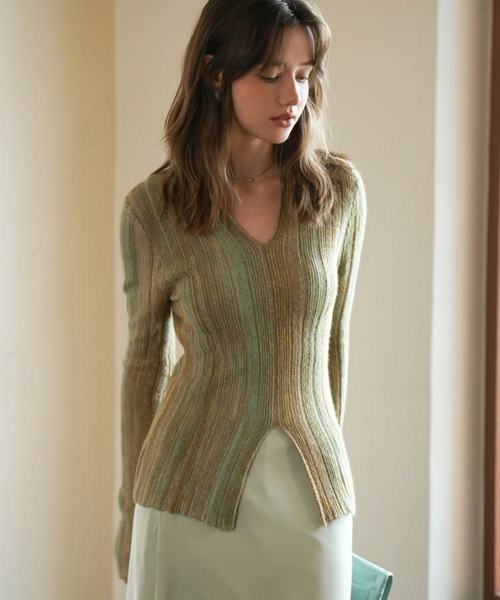 ミックス糸Vネックニットプルオーバー