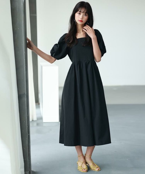 パフスリーブピンタックフレアワンピース