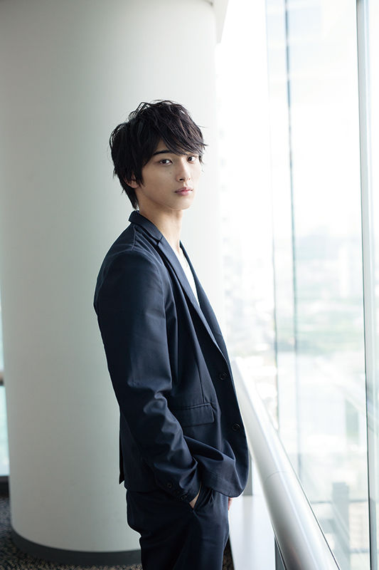 横浜流星は 激辛の坦坦麺 演劇人の活力源 横浜流星は 激辛の坦坦麺 演劇人の活力源