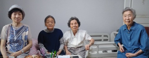 永楽教会日本語聖書班のご婦人たち（133号）