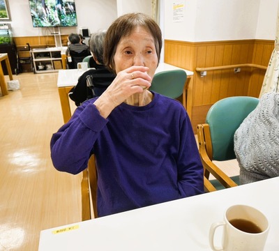 FF45C75D-75A7-4541-BDE6-8F5F47256F7C