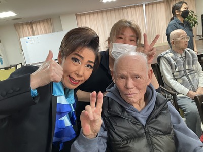 A2C85DED-7FA3-4E28-9002-2F8BB6D2B67A-L0-001