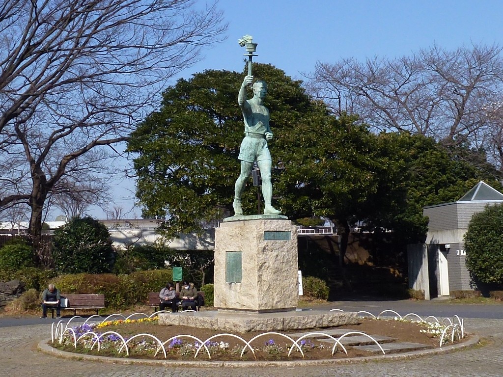 三ツ沢公園陸上競技場