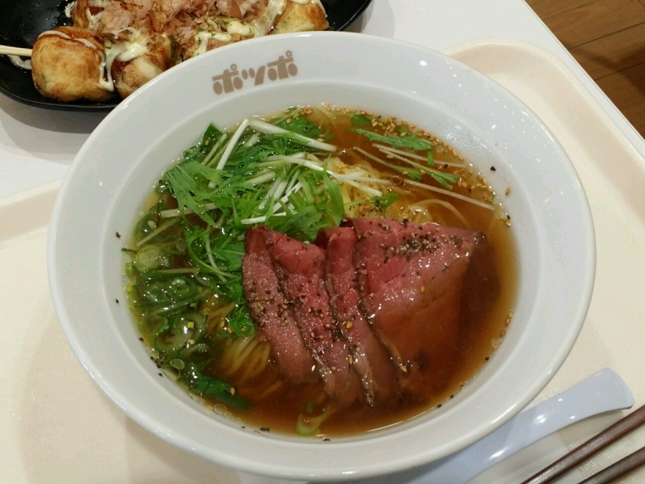 511杯目 ポッポ ららぽーと横浜店 神奈川県横浜市都筑区池辺町4035 1 ららぽーと横浜イトーヨーカドー1f 大盛 Vamosラーメン部