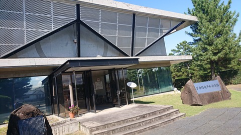 6672EDD8-7750-40A7-8A90-730DA48DD960