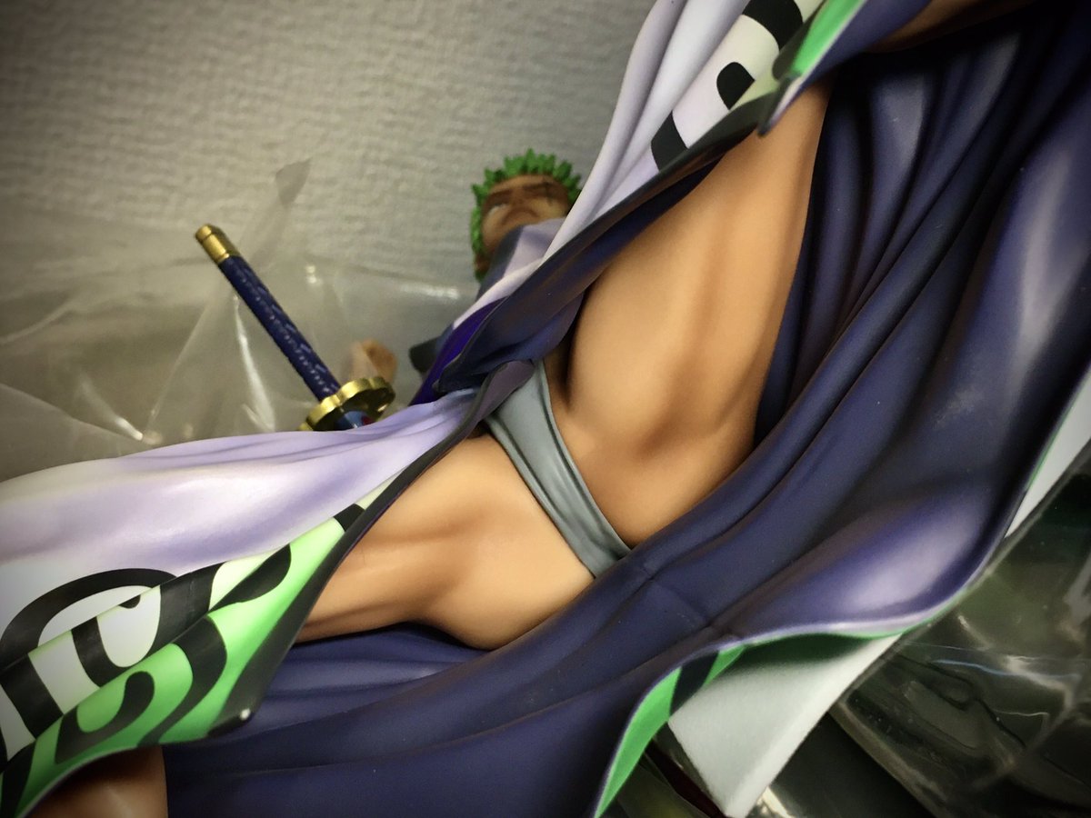 画像 ワンピースのゾロのフィギュア 精巧すぎてふんどしから金玉がちょっと見えてる アアアアニメ速報